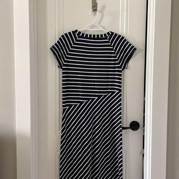 Athleta Makai Maxi T-shirt Dress - Picture 6 of 7